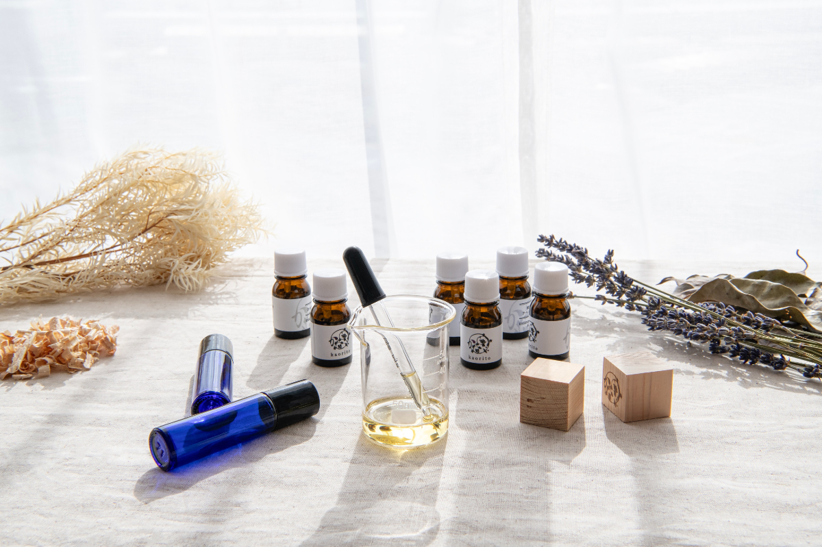 「葉や実の香りを楽しむワークショップ」15時30分～16時、1800円。要予約