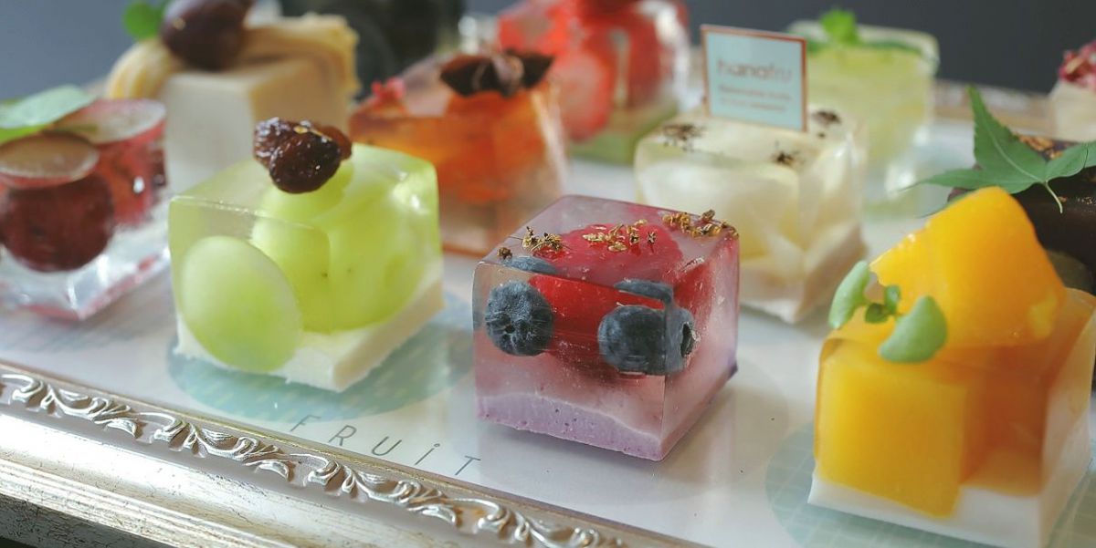 梅田で人気のおしゃれカフェ16選！ インスタ映えスイーツから落ち着く隠れ家カフェまで。ゆっくり話せるお店や、こだわりフードも堪能！