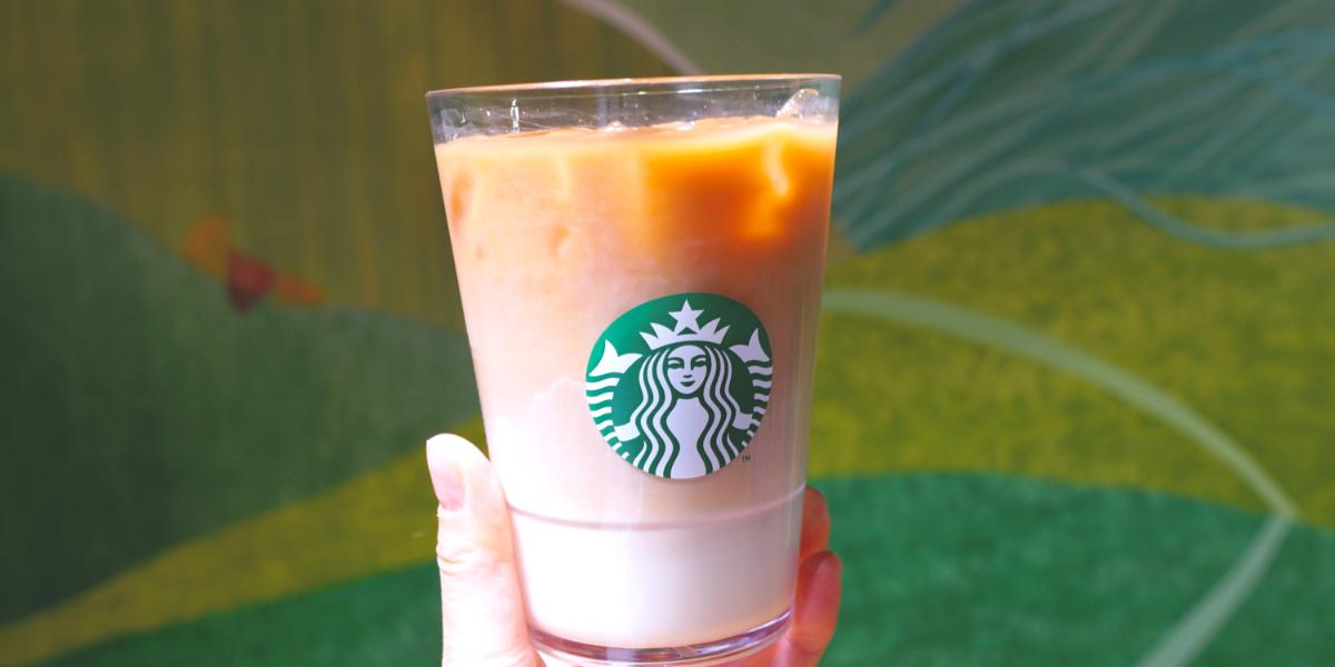 【スタバ新作】クセになる、コーヒー牛乳♪「スイート ミルク コーヒー」が定番商品に！ 3月6日（木）から先行販売も