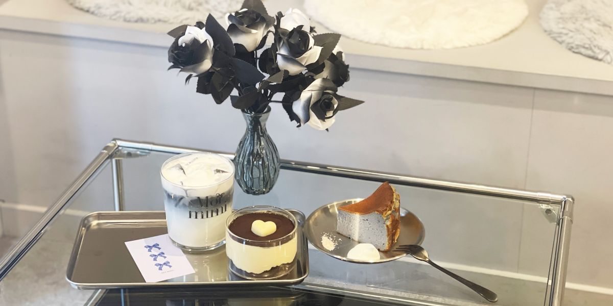 【駒込】無機質×バレエコアな韓国風カフェ「Moi mimi」のモノトーンスイーツにくぎづけ！