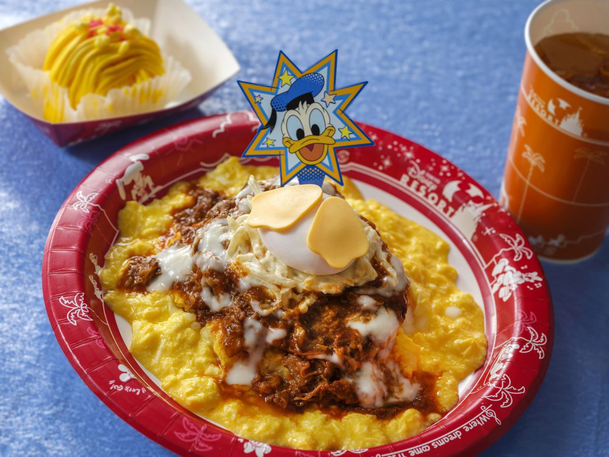 ハンバーグとハッシュドビーフのオムライス マンゴーモンブラン ソフトドリンクのチョイス