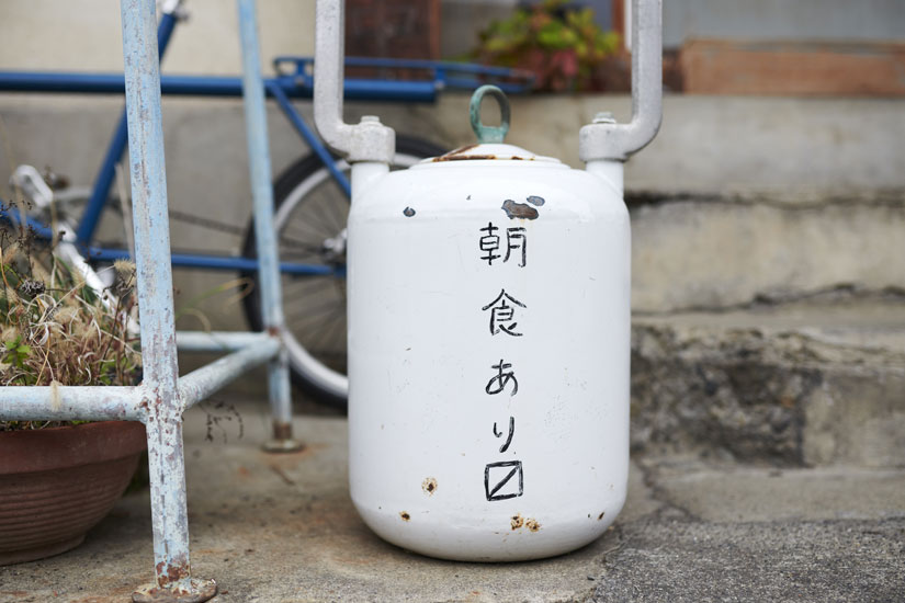 味のあるミルクタンクが開店の印