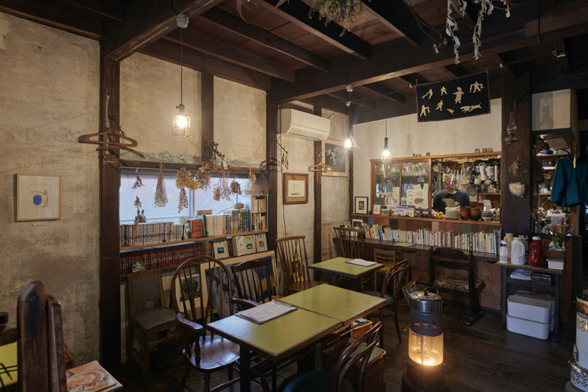 古い趣をそのまま残した、ほっと落ち着ける空間
