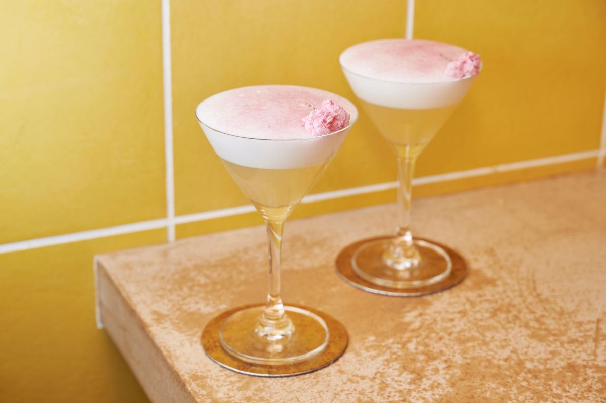 桜のピスコサワー　1杯 1250円（税込）/ペルー料理アルド