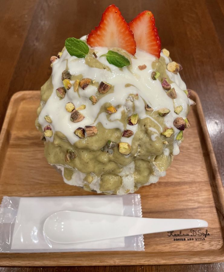 ピスタチオクリームチーズ(2200円／ハーフサイズ1300円)