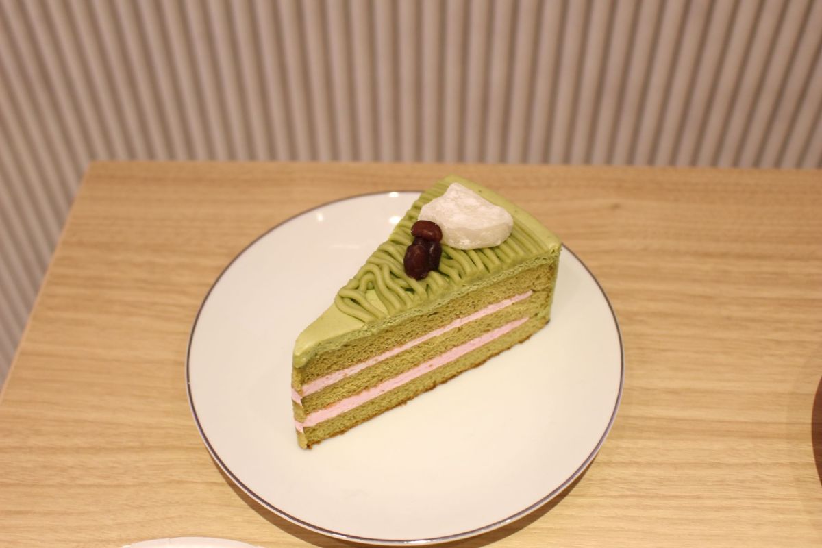 「宇治抹茶ショートケーキ」(450円)