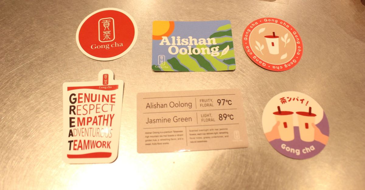 「ゴンチャ ステッカー（全6種）」(各250円)