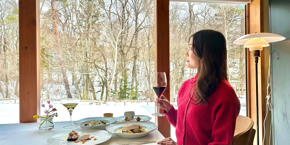 天空に一番近い列車で、アートとワインにふれる山梨大人旅へ【#編集部のおでかけキロク】