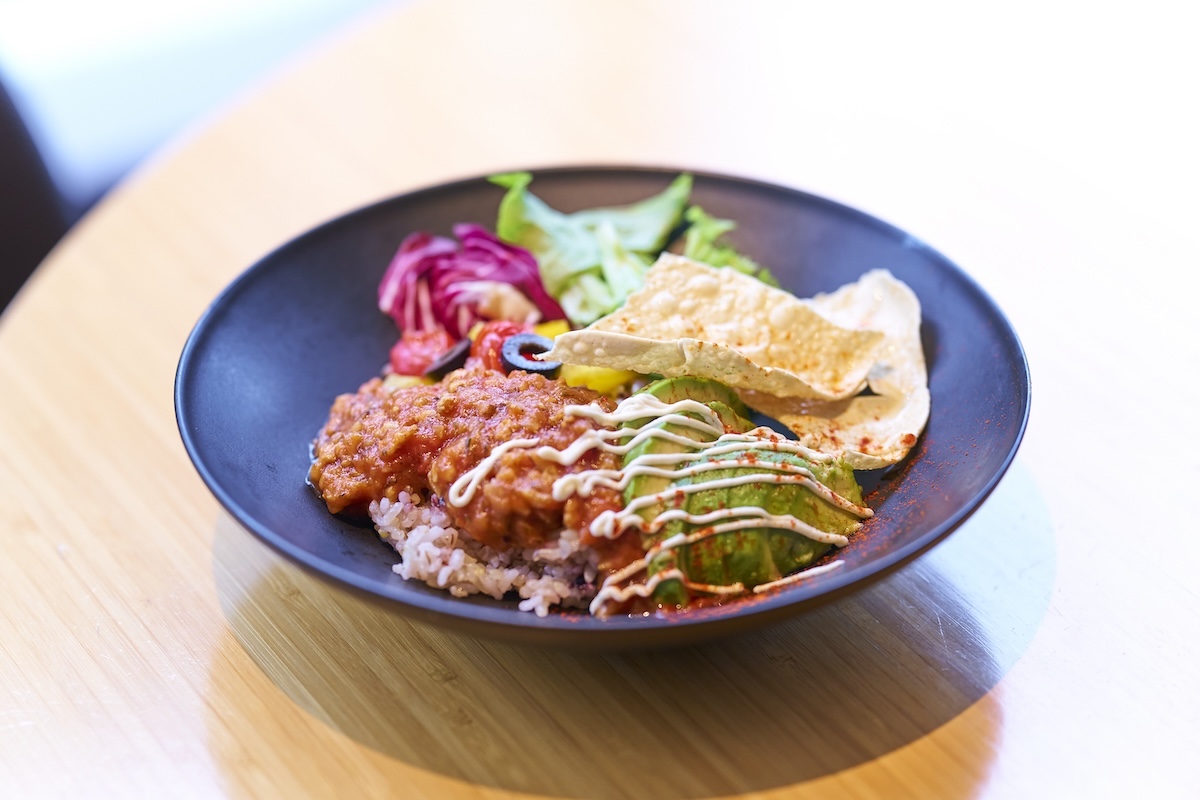 「十穀米ベジミートタコライス」1980円（テイクアウト可）