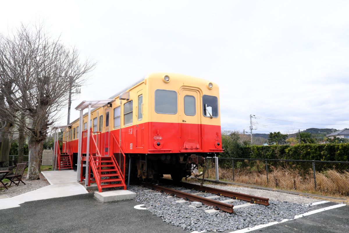 キハ203型車両に宿泊