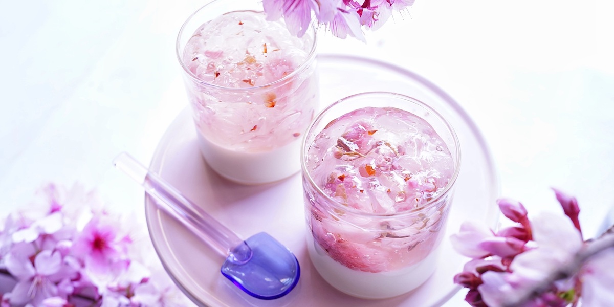 春爛漫！ 桜の杏仁豆腐で迎える春【kyoko_plusのレシピ＆テーブルコーデvol.78】
