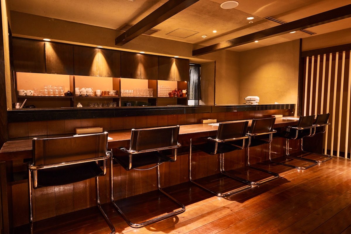 カウンター席