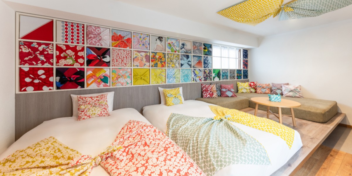 「OMO5京都三条(おも) by 星野リゾート」にかわいいふろしきルームが期間限定で誕生♪