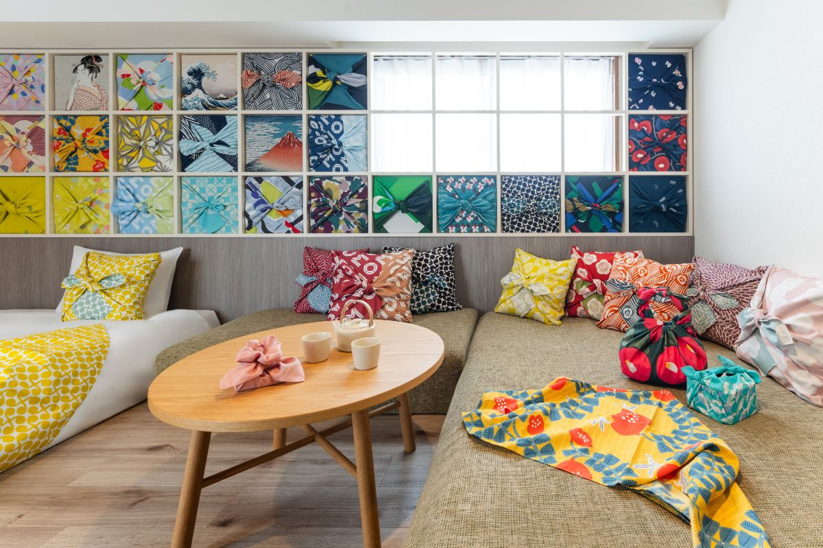 「ふろしきルーム」ソファースペース