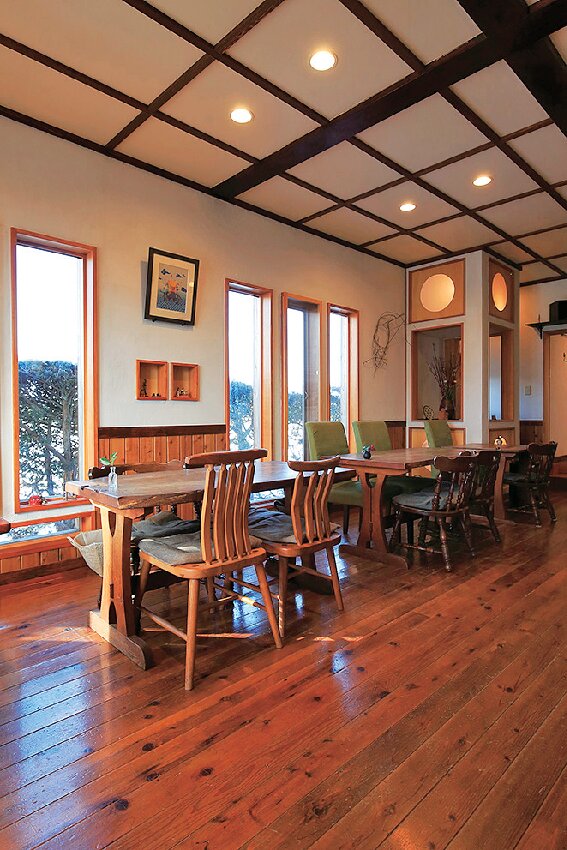 ダイニング＆カフェYOKOYA