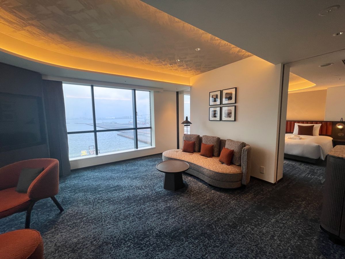 「The GATE」 1泊朝食付9万2304円〜（2名、税・サービス料込） ※宿泊料金は変動する可能性がございます。