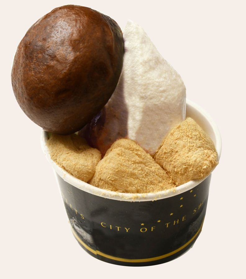 桔梗信玄ジェラート極（540円）／桔梗屋