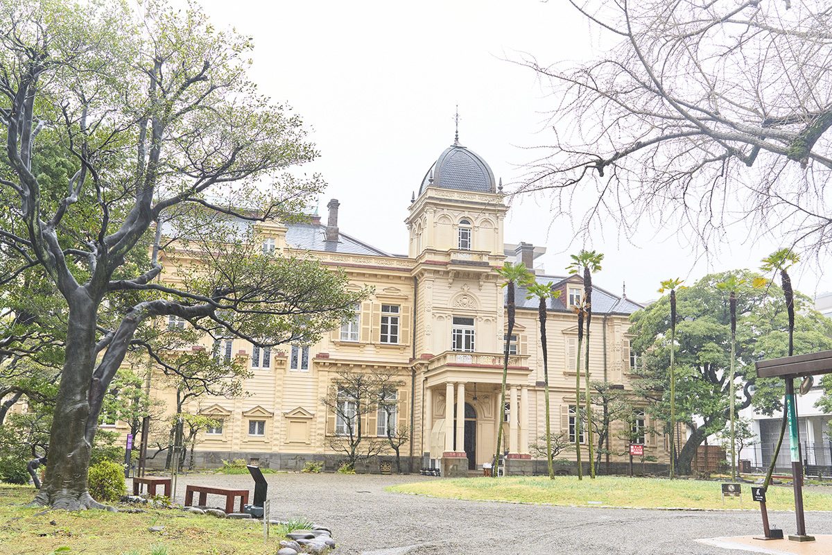 建物が非対称であるのも当時の建築の流行り
