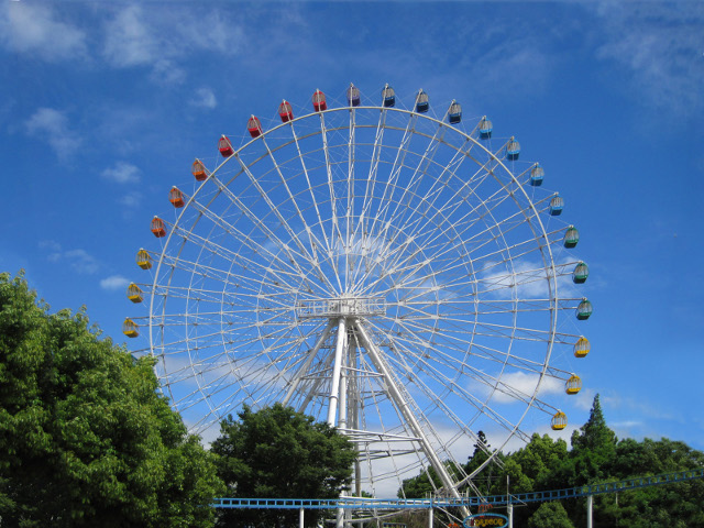 高さ約65mのジャイアントホイール