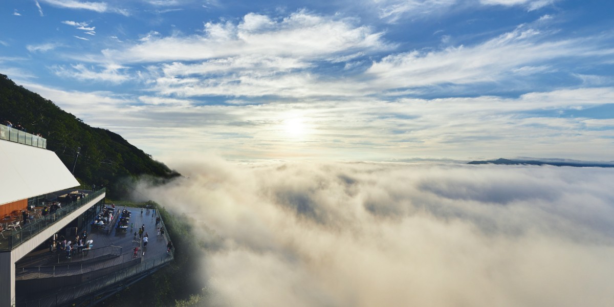 【星野リゾート　トマム】「雲海テラス」は2025年10月14日（火）まで営業中！ダイナミックな絶景＆オリジナルスイーツを楽しもう