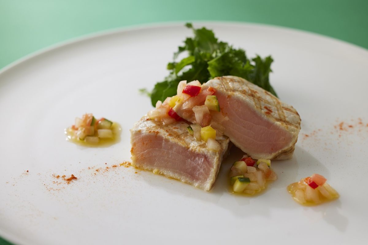 【メインディッシュ】メカジキのグリル サルピコンソース