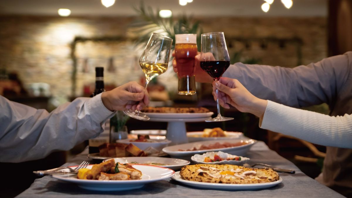 【阪急うめだ本店】本格窯焼きピザが食べ放題！ 人気イタリアンの「ルーフトップテラスビアガーデン」が5月21日から開催