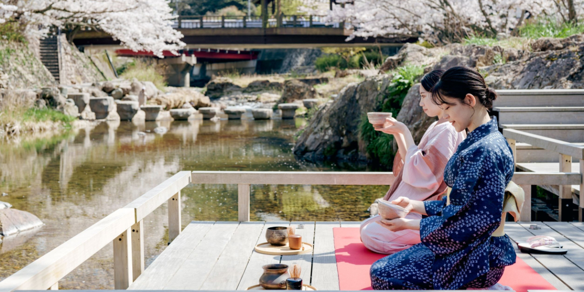 「界 長門」の「あけぼのカフェ」で温泉滞在の新たな楽しみがスタート 「どらやき茶かご 〜季（とき）の野点〜 」
