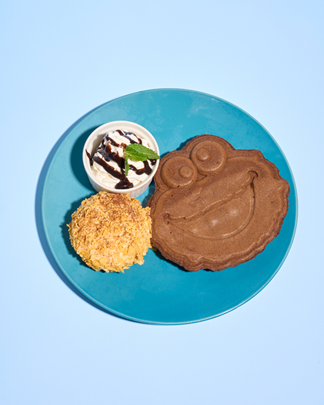 【豊洲店限定】「クッキーモンスターのチョコレートワッフル  」1480円
