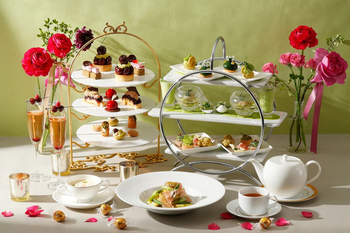 イタリアンダイニング ジリオンアフタヌーンティースタイルデザート付きコース