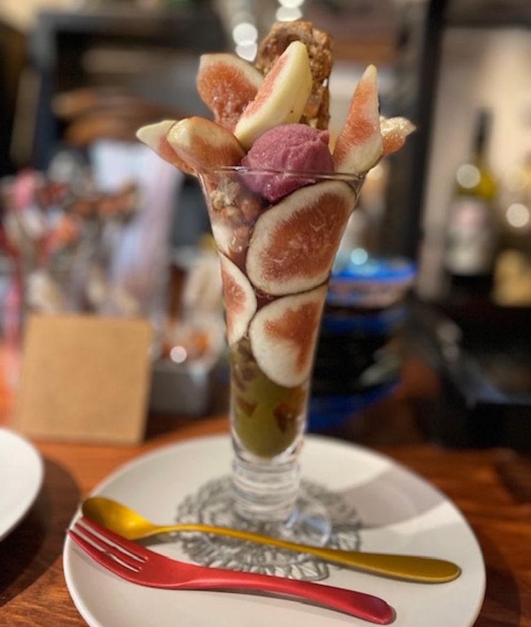 「いちじくと色々な発酵食品パフェ」2640円（8月半ば〜11月半ばまで）