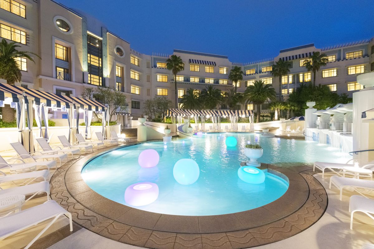 パームガーデン・プール