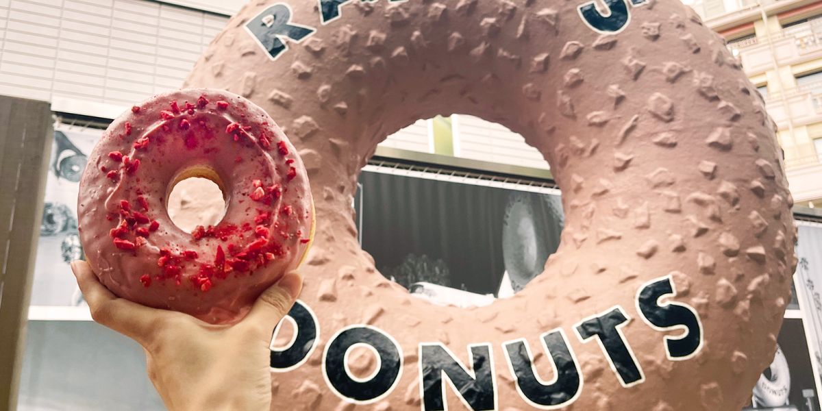 LA発ドーナツショップ「ランディーズドーナツ」が代官山に上陸！ 40種類以上ものこだわりドーナツが勢揃い