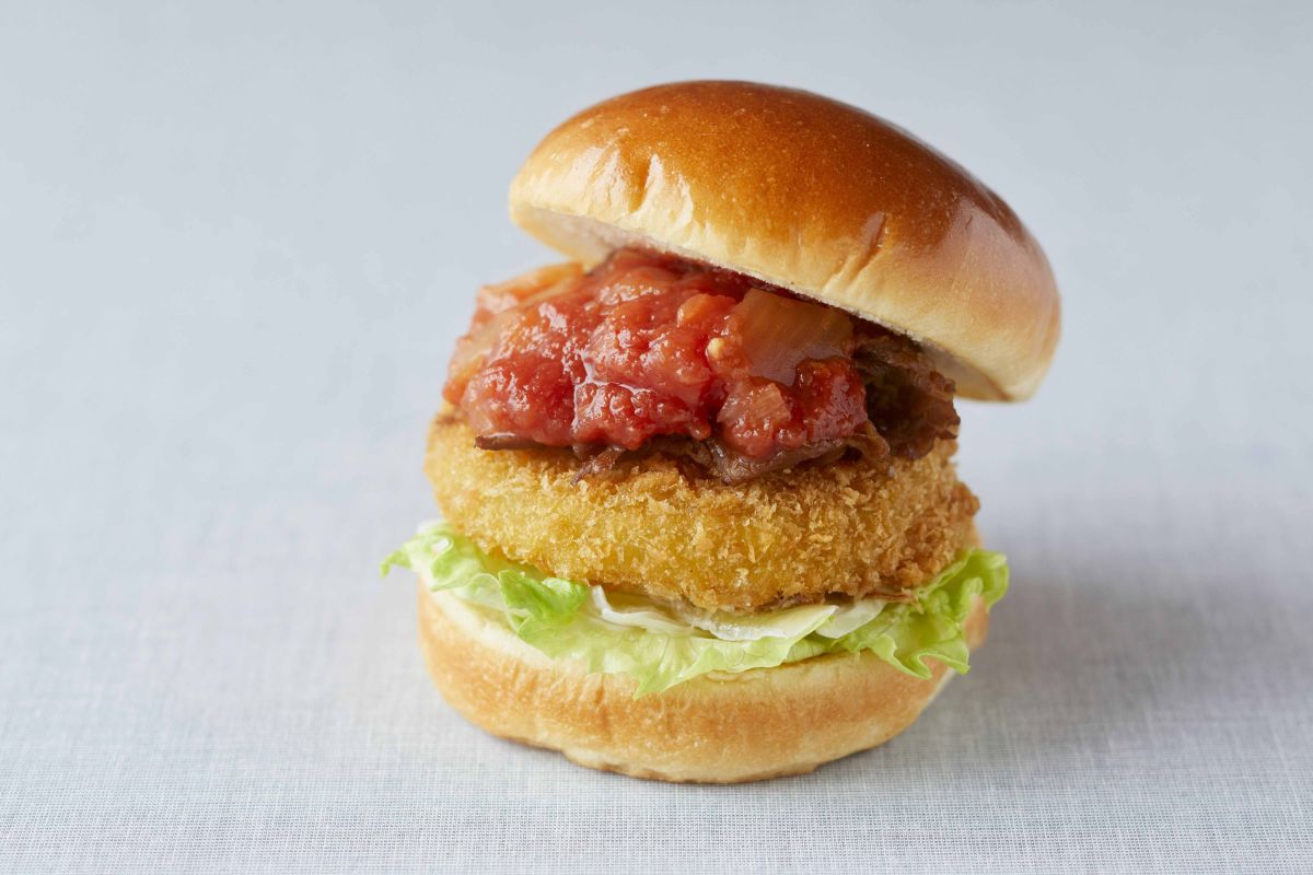 「あわじ島オニオンビーフバーガー」1個 850円