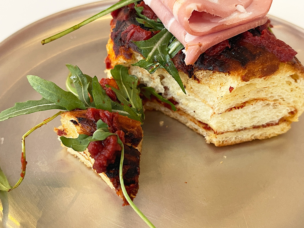 「ジャンボンハム」750円