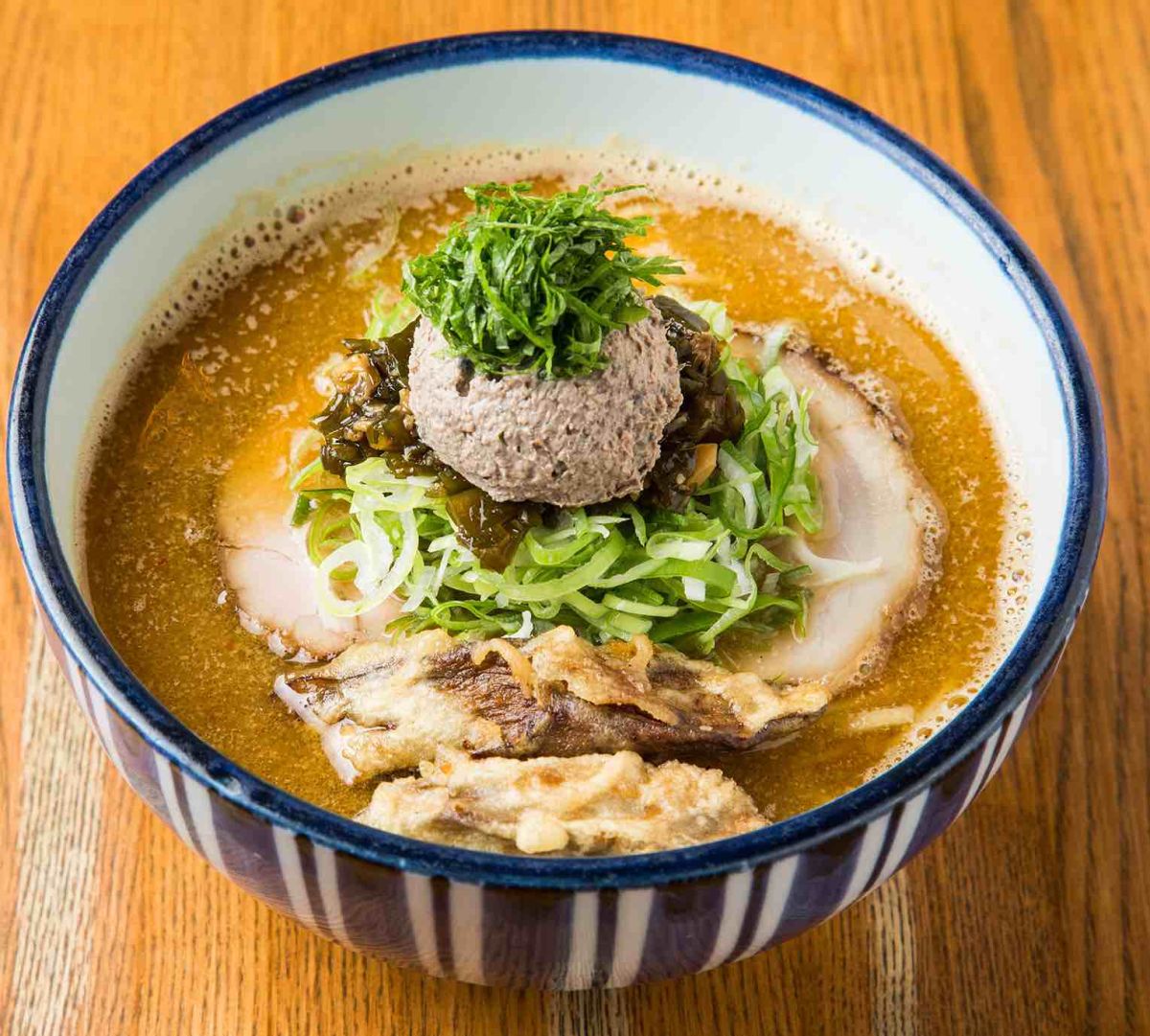 「白肝煮干 味噌」1200円