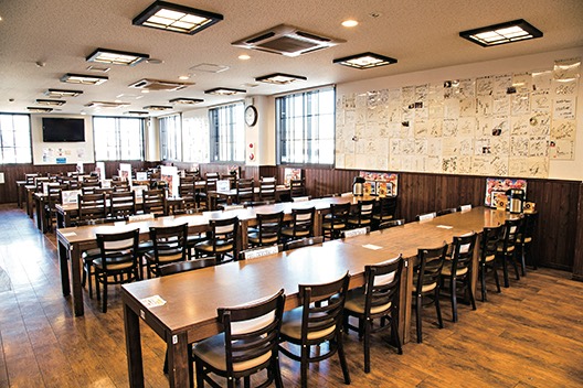 北のグルメ亭の店内