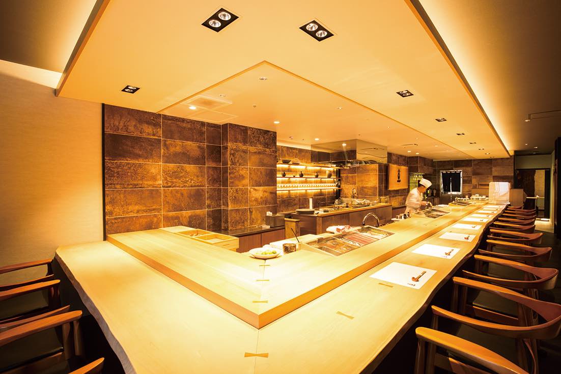 すし 魚一の店内
