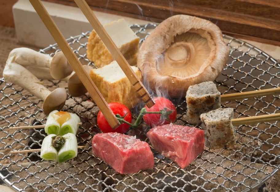 ⒸNazuna. Co., Ltd.