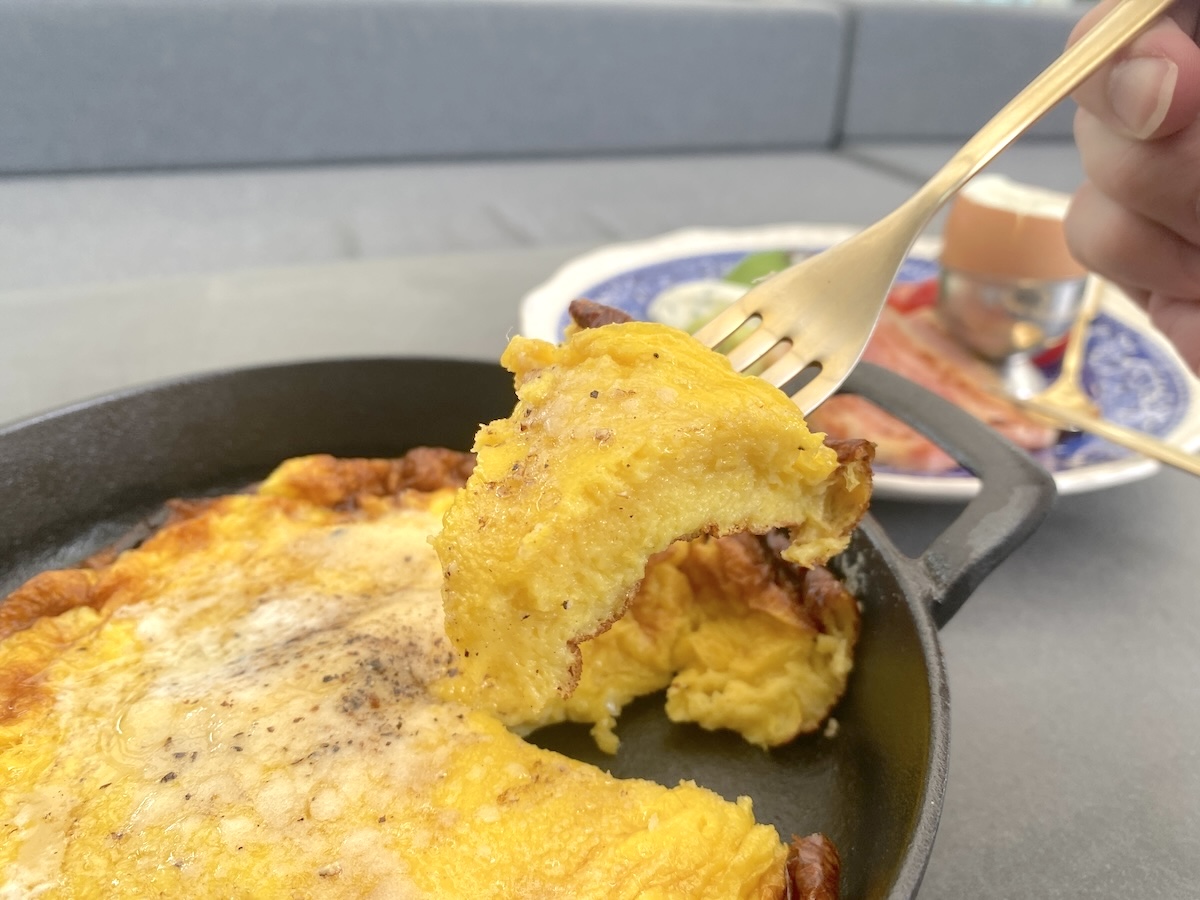 「MAISON CLASSIC SALON」ダッチベイビーパンケーキ&農家のベーコン2