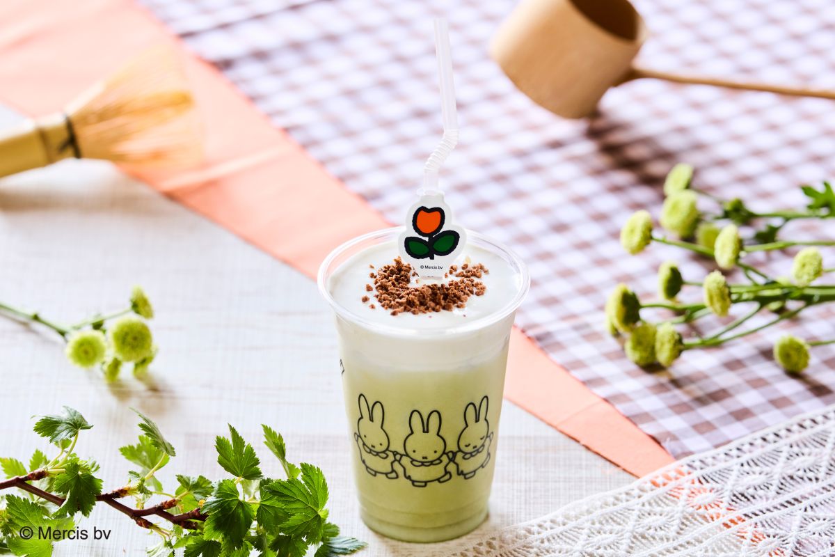 「ミッフィーのふわふわそのぎ抹茶ラテ」