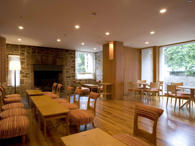 ラウンジやまぼうし