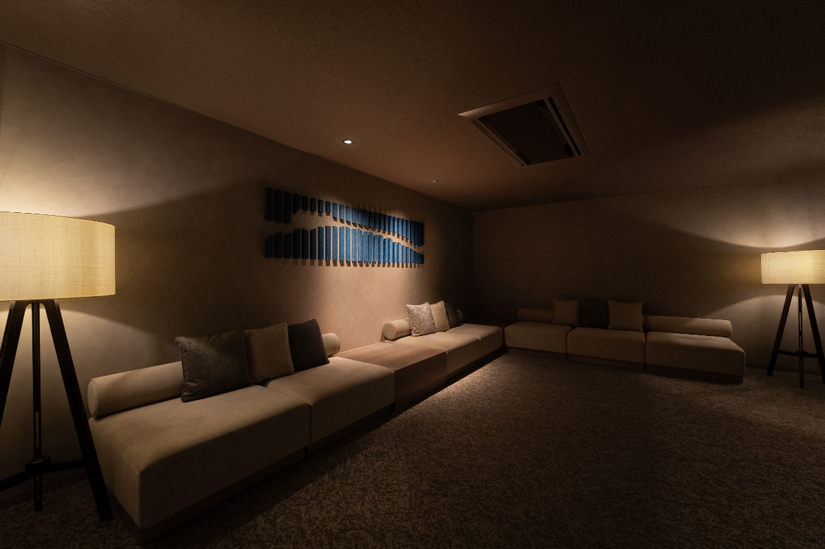 湯上がりにひと息つける温泉ラウンジも完備