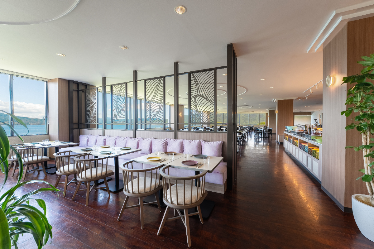 レストランは●席