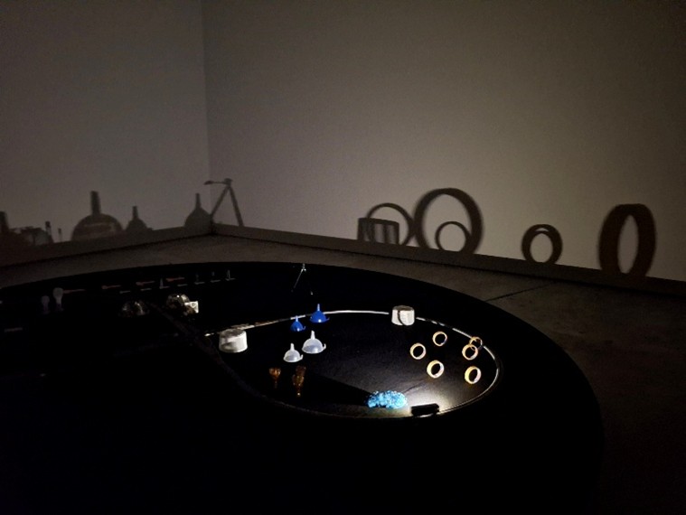 クワクボリョウタさんの作品