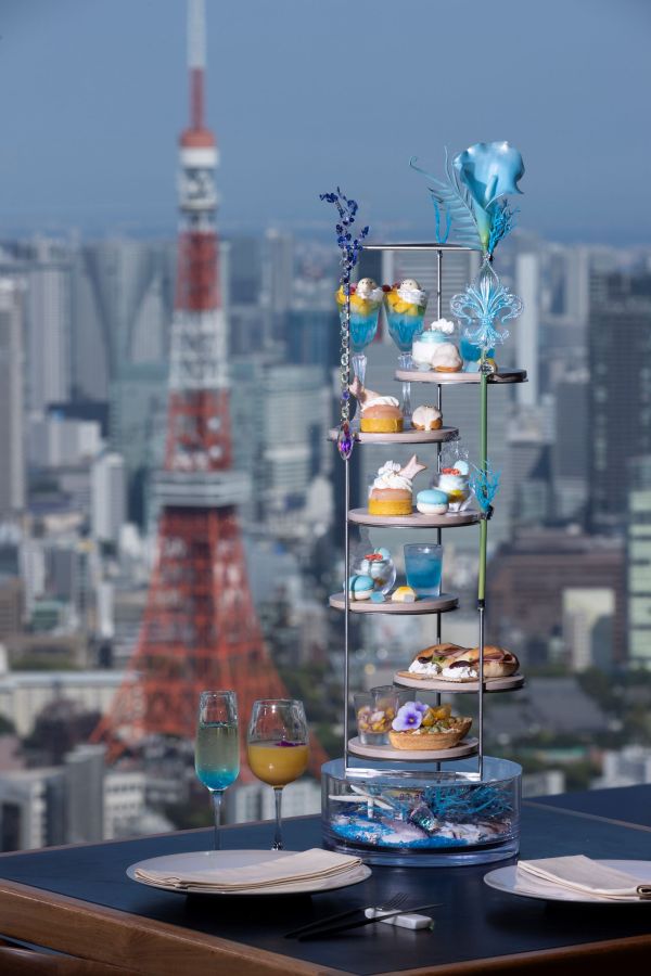 桃とトロピカルフルーツのマーメイドアフタヌーンティー