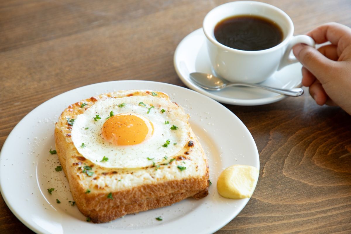 「クロックマダム」1400円