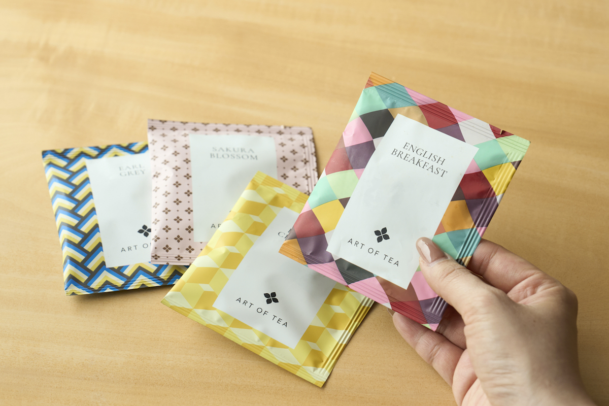 オーガニックティーブランド「Art of Tea」のディーバッグも（無料）