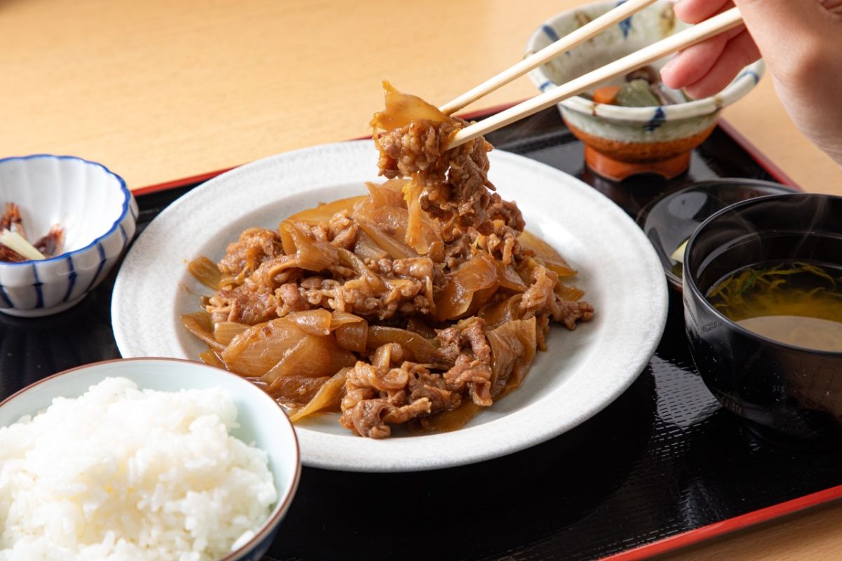 「十和田バラ焼き定食」1600円