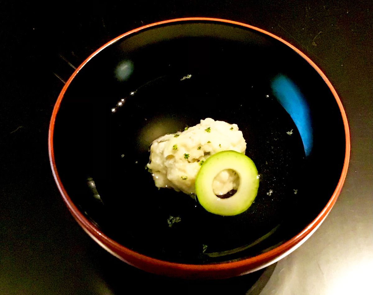 「ハモしんじょのお吸い物」