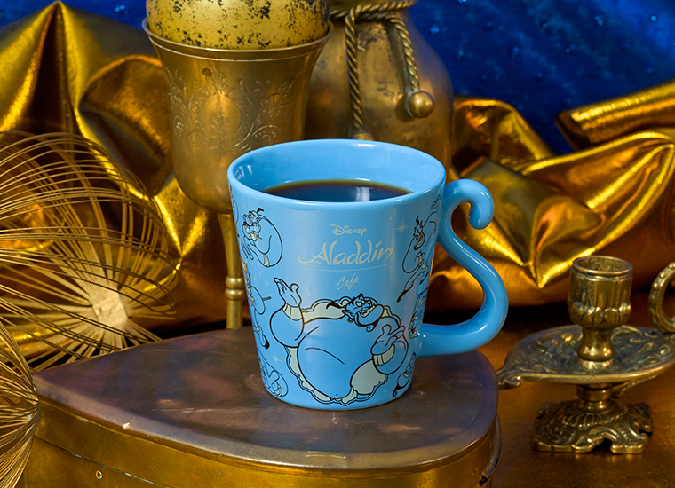 ホットコーヒー　©Disney